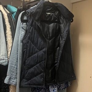 Mondetta Dark Blue Puffer Vest